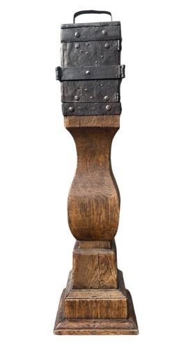 Antiker opferstock eisen - eisen, holz